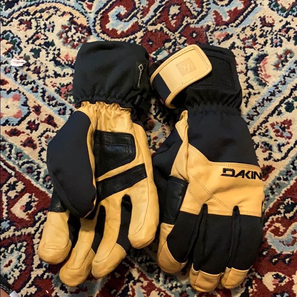 Dakine Excursion gloves